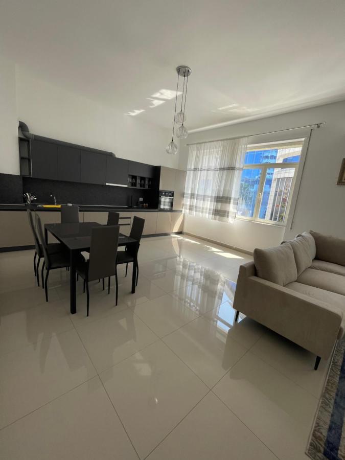 Westwood 2Bd Apartments Durrës Eksteriør billede